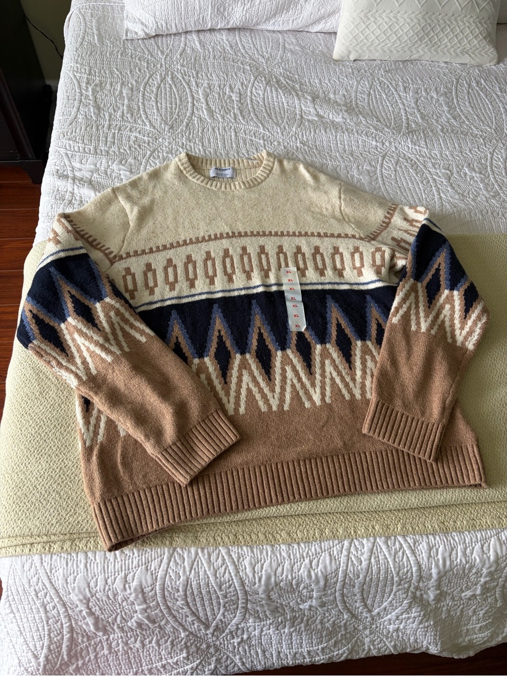 NWT Men's Geometric Crewneck Sweater - Beige, Brown & Navy